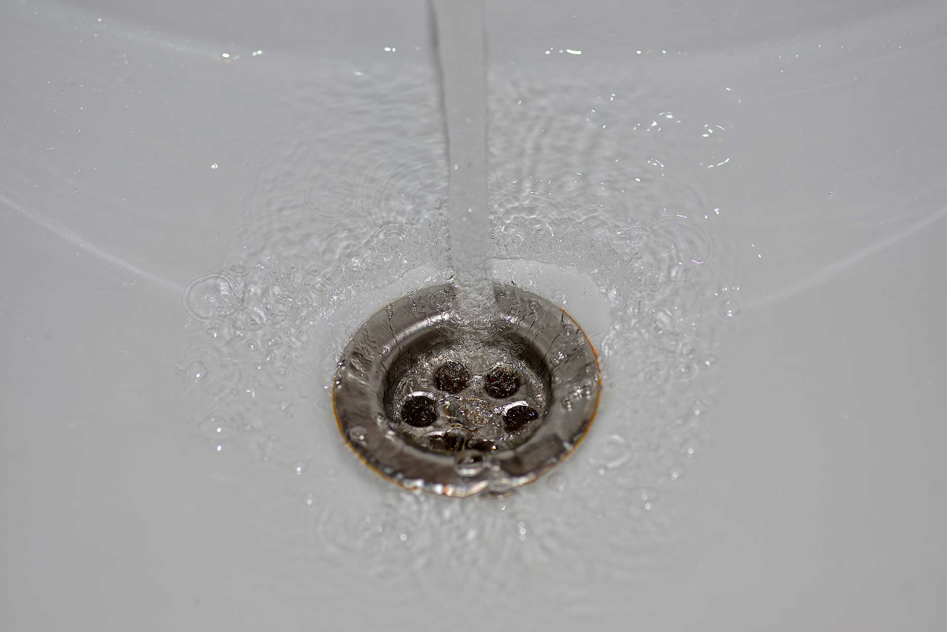 A2B Drains provides services to unblock blocked sinks and drains for properties in Carshalton.